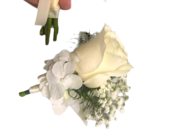 Boutonnière y pulsera de rosa blanca