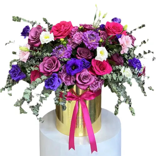 Love Box With Roses. Make their heart skip a beat with this stunning bouquet. Wow your loved ones with a luxurious gift of red roses in a beautiful box! Bouquets Flowers Miami, delivery