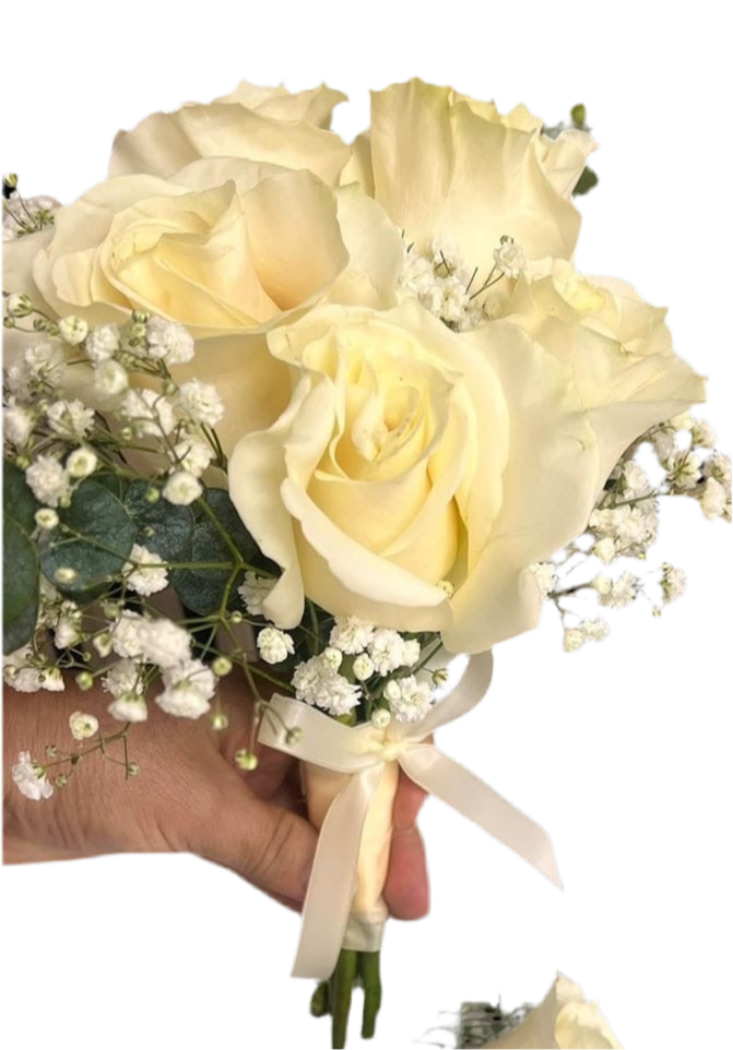 Boutonnière y pulsera de rosa blanca