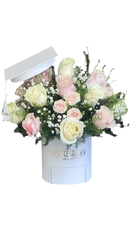Elegante arreglo de rosas para graduación