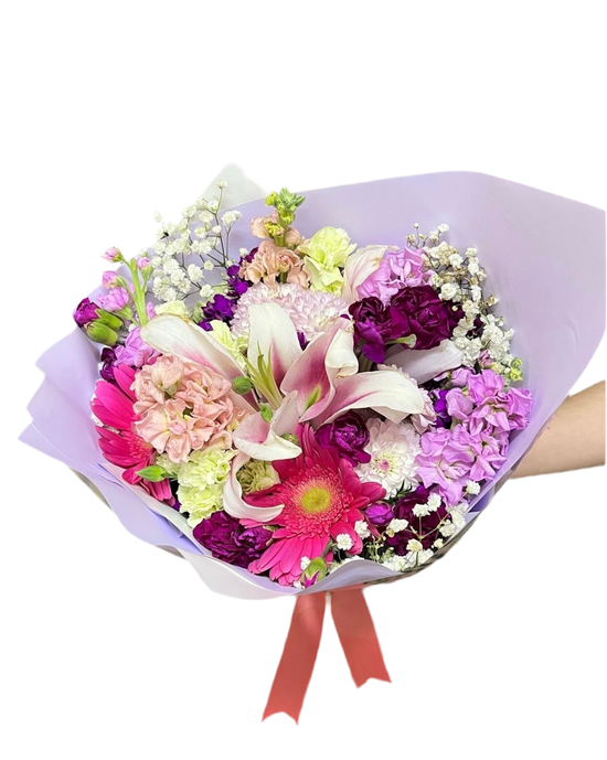 Flor Eterna – Elegante Ramo Floral