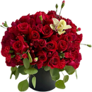 Elegant anniversary flower arrangements delivered in Miami and Doral, designed to celebrate love with premium roses and luxury bouquets.