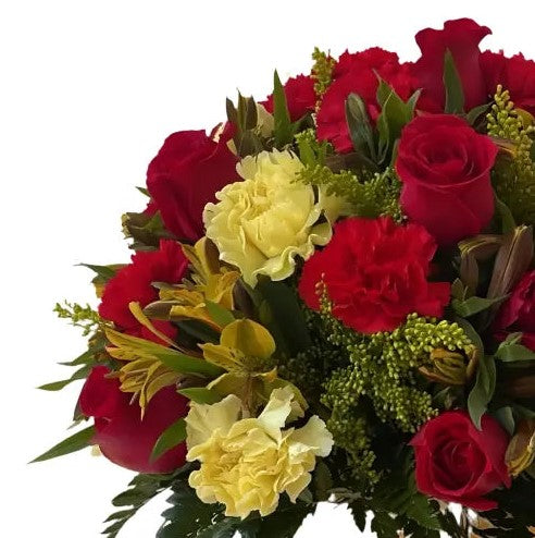 Pasión Dorada - Caja de Flores Premium con Tonos Dorados y Elegantes 