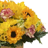 Caja de Flores Amarillas Miami - Arreglo Floral Radiante Entrega Mismo Día Doral