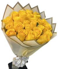 24 Rosas Amarillas Miami - Ramo de Rosas Tallo Largo Entrega Mismo Día Doral