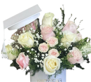 Elegante arreglo de rosas para graduación