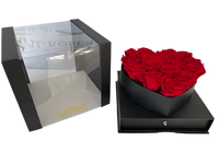 Led by a highly recognized floral artist, our Doral studio creates luxury arrangements with refined technique and a distinctive signature design.