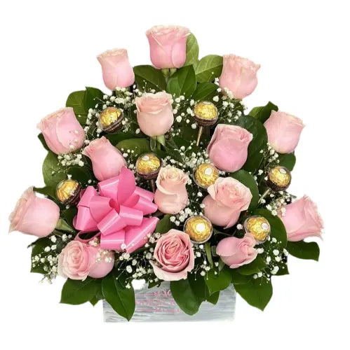 I Just Love You, Pink Roses, is a work of art, showcasing an exquisite arrangement of roses in a luxurious box. Valentine´s Day. Bouquets Flowers Miami, delivery