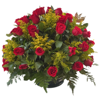 This romantic arrangement boasts 50 stunning roses. Arrangement With 50 Roses, is perfect for expressing your love and affection, Valentine´s Day, Bouquets Flowers Miami, delivery