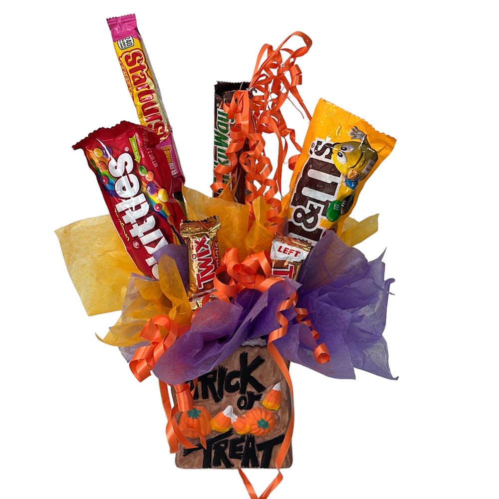 Trick Or Treat, Purchase One Of Our Chocolate-Boxed Presents For Home Delivery, Special Gifts In Box, Delivery In Miami, Anniversary Flowers & Gifts, Romantic Flowers & Gifts, Mother´s Day, Valentine’s Day. Flowers in Coral Gables, Miami, Delivery Flowers, Florist in Coral Gables.