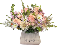 Mother’s Day gift set with wallet and flowers arranged as a luxury gift for mom in Miami