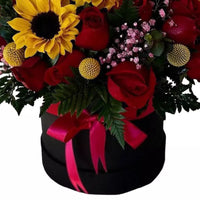 Surprise mom with our stunning Mother's Day Bouquets! These products are perfect for celebrating and thanking the special mothers in your life. Bouquets Flowers Miami