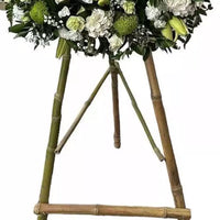 Mi Más Sentido Pésame es un arreglo y corona fúnebre de condolencias respetuosa para expresar compañía, arreglos funerarios y coronas para entregar a domicilio en funerarias y domicilios en Miami